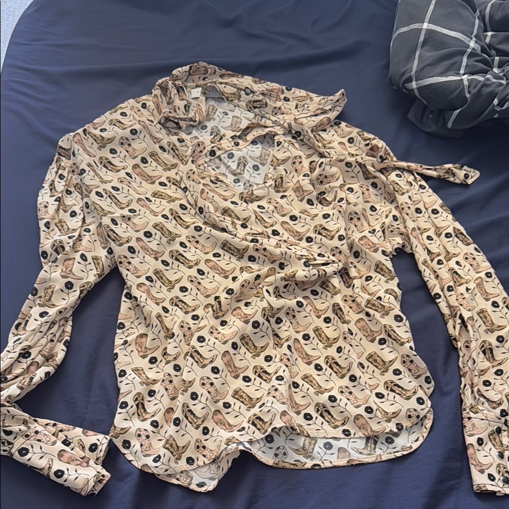 Sandro’s classic blouse
